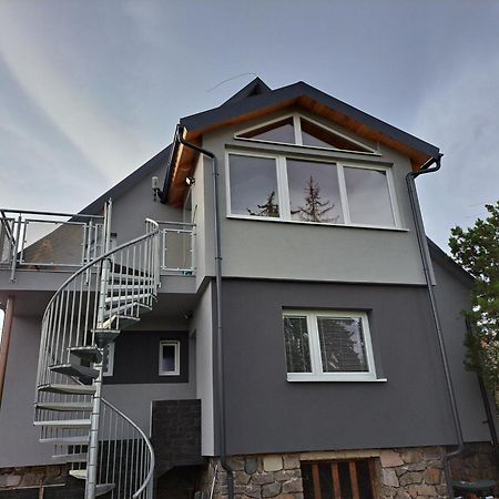 Apartman Nikol Prievidza Eksteriør billede